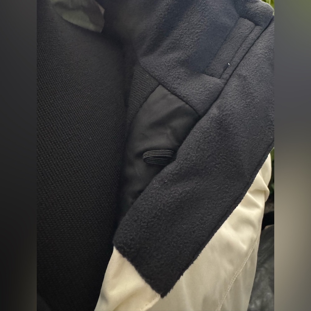Body Glove snow jacket - Picture 8 of 13